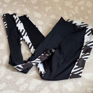 Black and White Patterned Leggings Beach Riot s